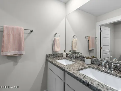1198 Sandy Heights Loop Navassa NC 28451