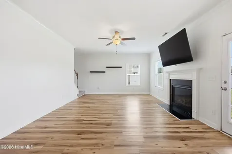 370 Holly Grove Drive Winterville NC 28590