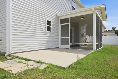 370 Holly Grove Drive Winterville NC 28590