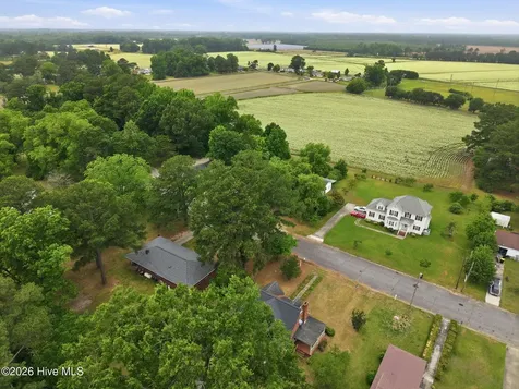 205 W Purvis Street Robersonville NC 27871