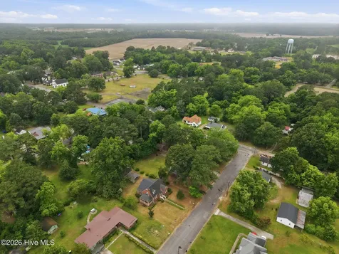 205 W Purvis Street Robersonville NC 27871
