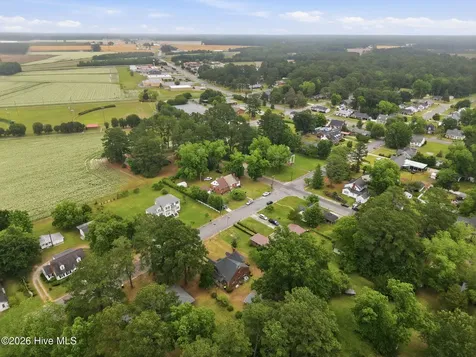 205 W Purvis Street Robersonville NC 27871