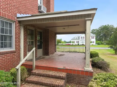 205 W Purvis Street Robersonville NC 27871