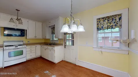 205 W Purvis Street Robersonville NC 27871