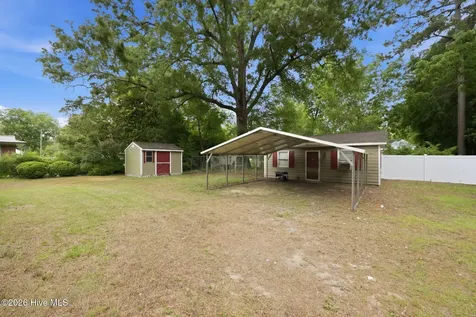 205 W Purvis Street Robersonville NC 27871