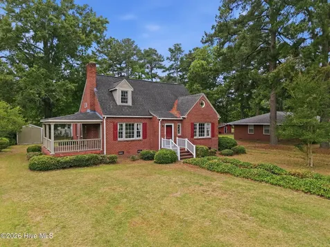 205 W Purvis Street Robersonville NC 27871