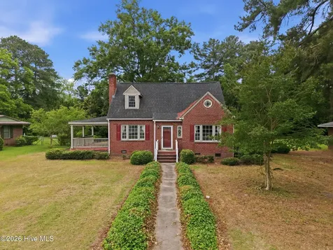 205 W Purvis Street Robersonville NC 27871