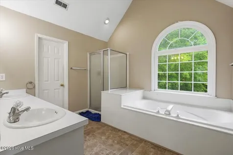 206 Creekside Drive Goldsboro NC 27534