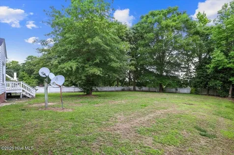 206 Creekside Drive Goldsboro NC 27534