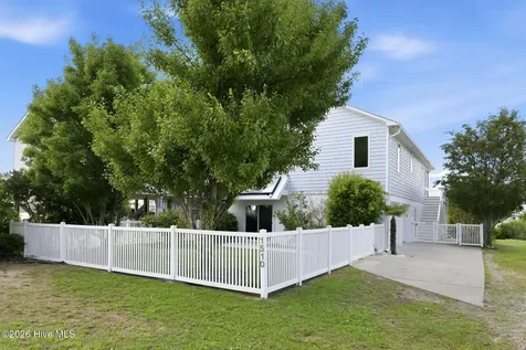 1510 Avery Street Morehead City NC 28557