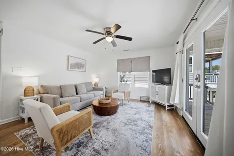 313 Greenville Avenue Carolina Beach NC 28428