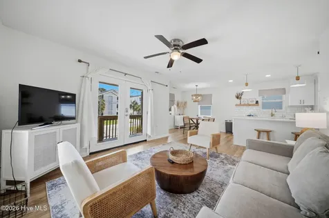 313 Greenville Avenue Carolina Beach NC 28428