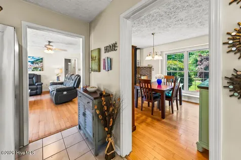 738 Dawson Creek Road Arapahoe NC 28510