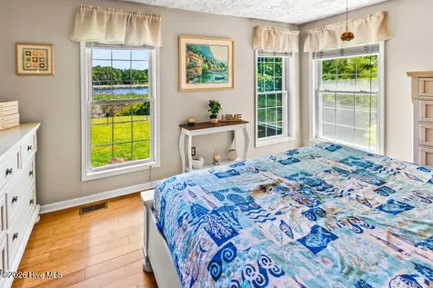 738 Dawson Creek Road Arapahoe NC 28510