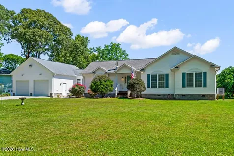 738 Dawson Creek Road Arapahoe NC 28510