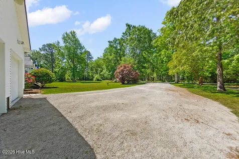738 Dawson Creek Road Arapahoe NC 28510