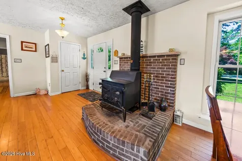 738 Dawson Creek Road Arapahoe NC 28510