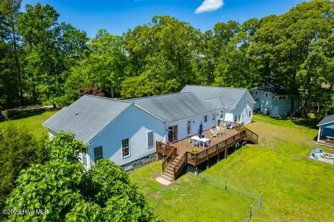 738 Dawson Creek Road Arapahoe NC 28510
