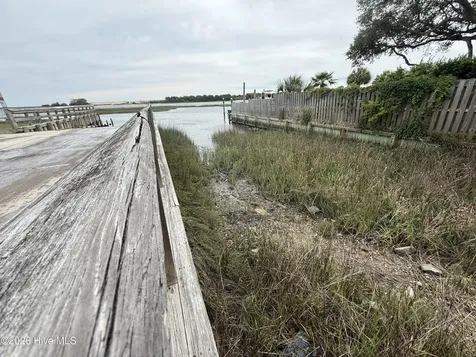 214 Trails End Road Wilmington NC 28409