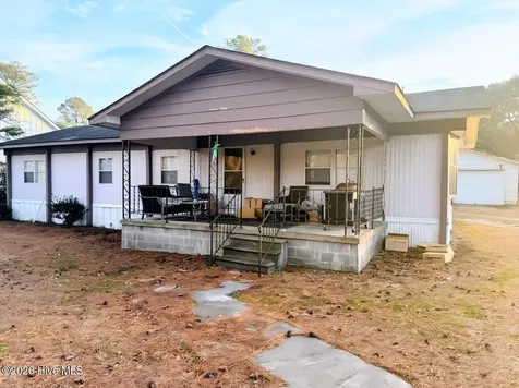 214 Trails End Road Wilmington NC 28409
