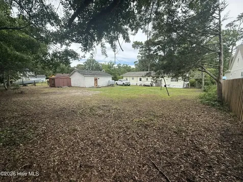 214 Trails End Road Wilmington NC 28409