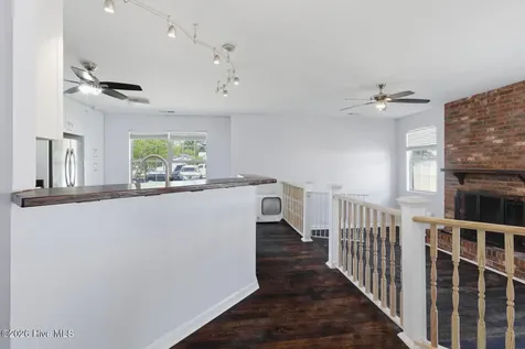 2619 Idlebrook Circle Midway Park NC 28544