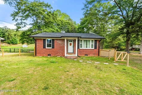 128 Parker Street Rockingham NC 28379
