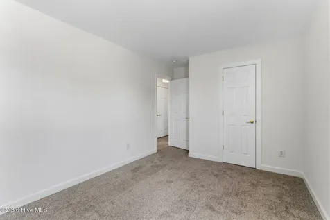 2131 Eleuthera Way Elizabeth City NC 27909