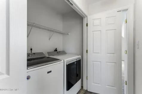 2131 Eleuthera Way Elizabeth City NC 27909