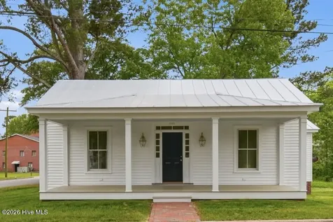 301 W Gale Street Edenton NC 27932