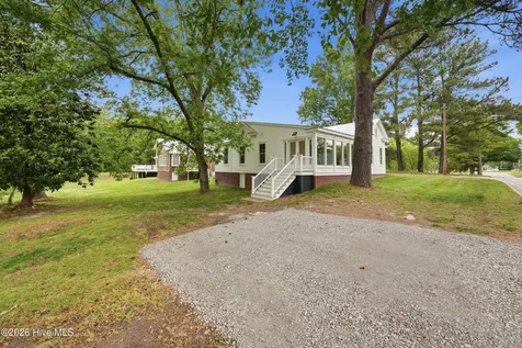 301 W Gale Street Edenton NC 27932