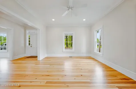 301 W Gale Street Edenton NC 27932