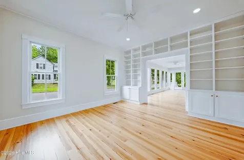 301 W Gale Street Edenton NC 27932