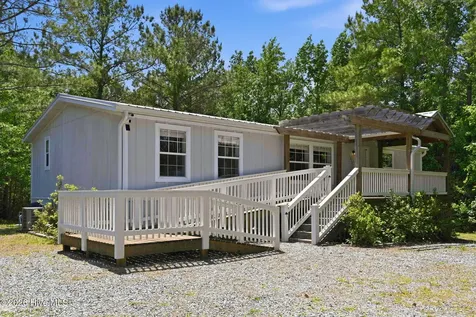 217 Woodside Drive Hampstead NC 28443