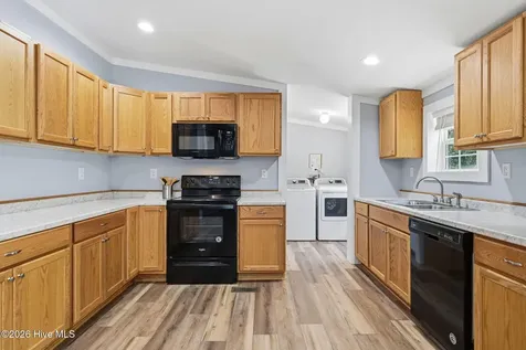 217 Woodside Drive Hampstead NC 28443