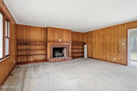 3030 Fairway Road Morehead City NC 28557