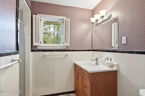 3030 Fairway Road Morehead City NC 28557