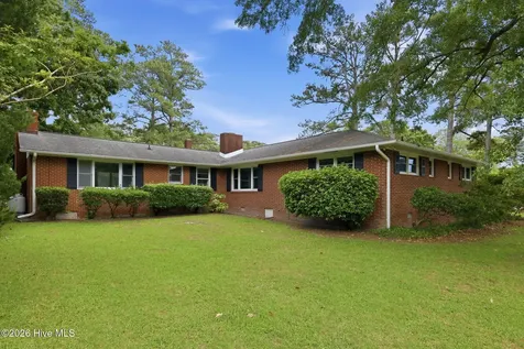 3030 Fairway Road Morehead City NC 28557