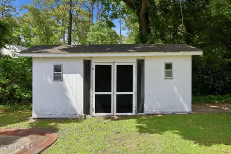 3030 Fairway Road Morehead City NC 28557