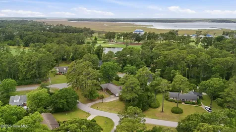 3030 Fairway Road Morehead City NC 28557