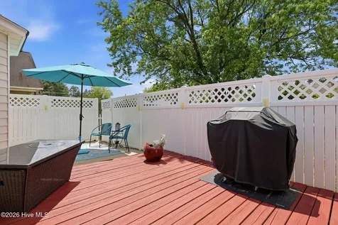 2674 Garland Road Winterville NC 28590