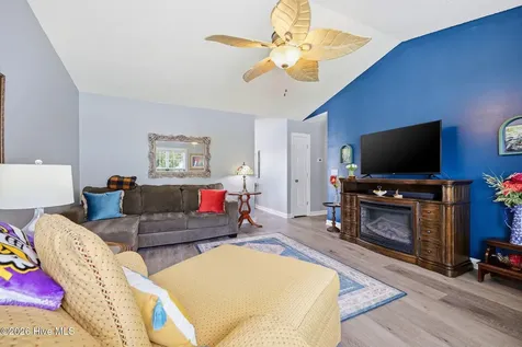 2674 Garland Road Winterville NC 28590