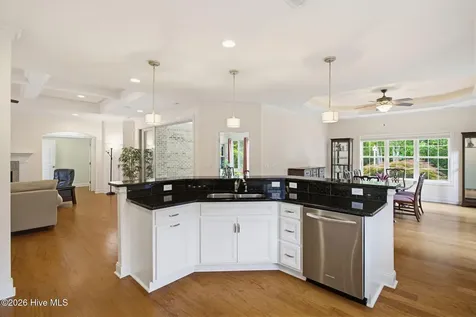 5825 White Heron Road Wilmington NC 28412