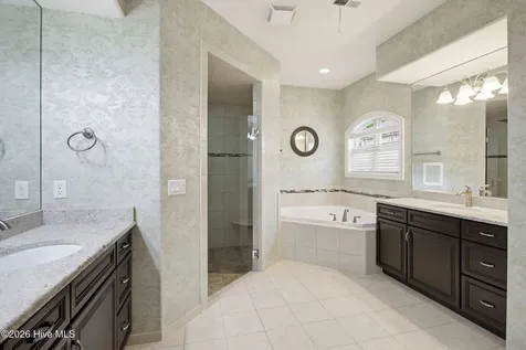 5825 White Heron Road Wilmington NC 28412