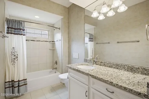 5825 White Heron Road Wilmington NC 28412