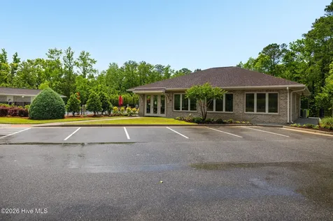 5825 White Heron Road Wilmington NC 28412