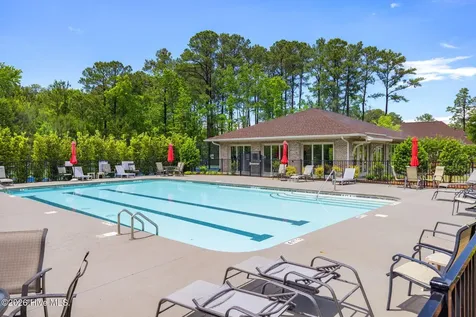 5825 White Heron Road Wilmington NC 28412
