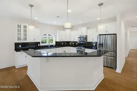 5825 White Heron Road Wilmington NC 28412