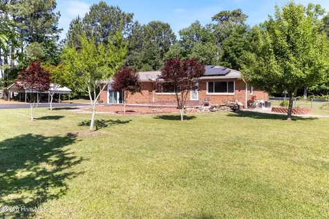 207 Cicero Beatty Road Raeford NC 28376