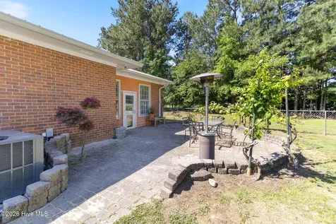 207 Cicero Beatty Road Raeford NC 28376